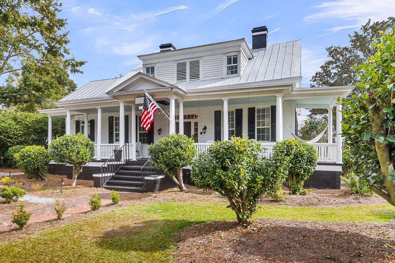 115 S Magnolia Street Photo 7