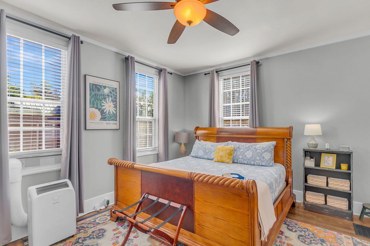 115 S Magnolia Street Photo 76