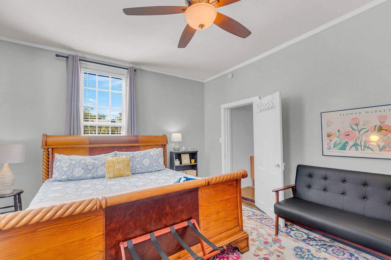 115 S Magnolia Street Photo 77