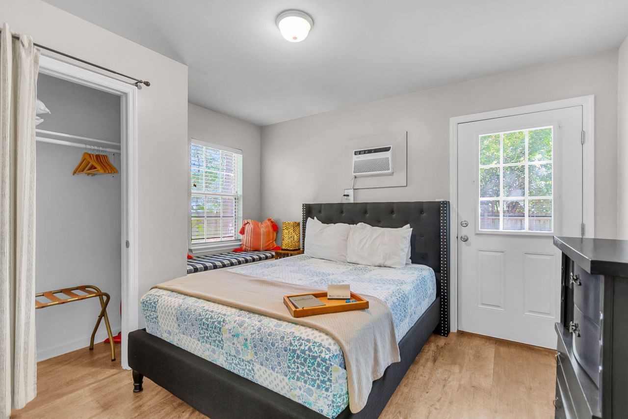 115 S Magnolia Street Photo 95