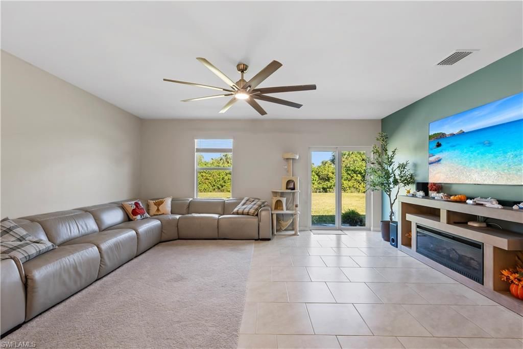 19972 Green Pasture Rd, Lehigh Acres, FL 33974 Photo