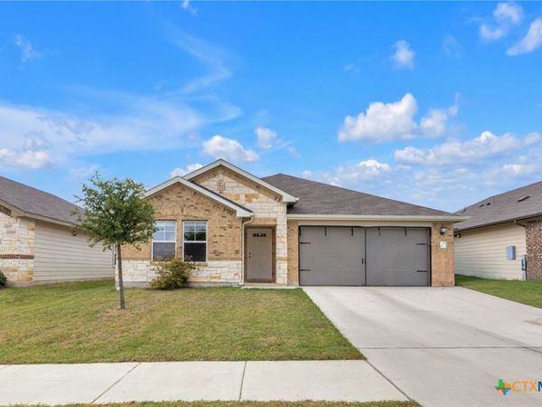 206 Bankside Drive, Hutto, TX 78634