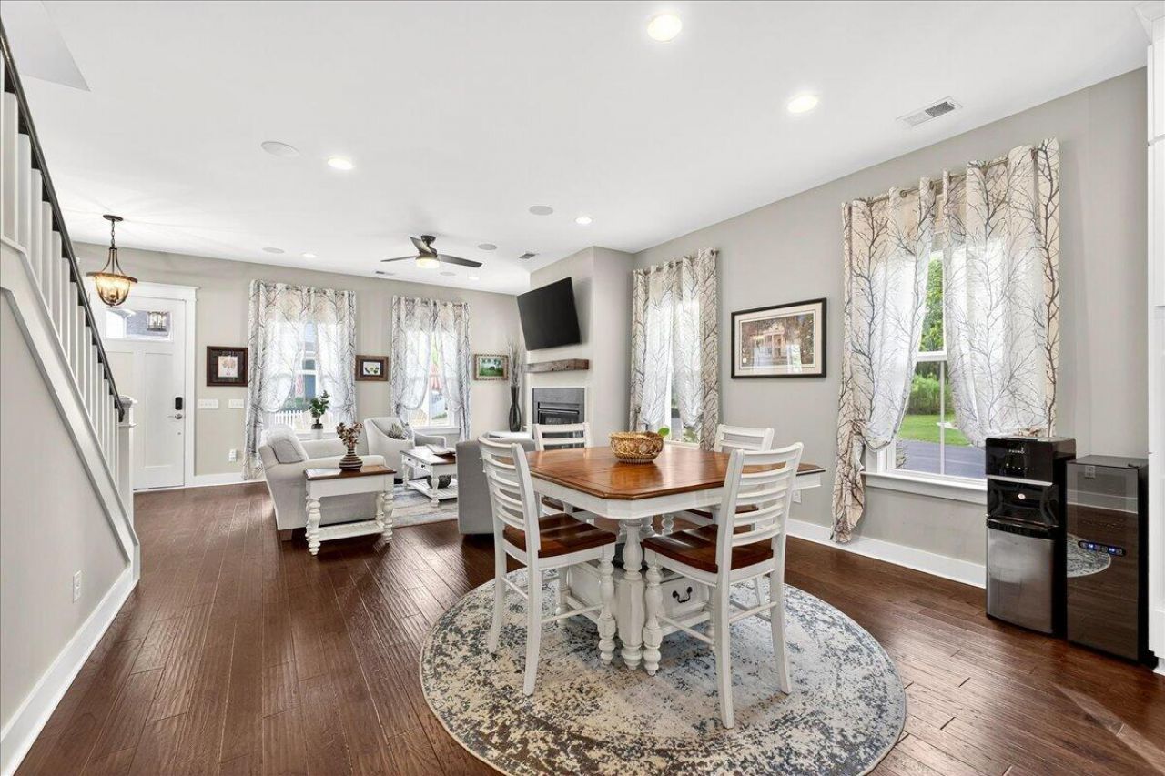 2022 Codorus Lane Photo 10