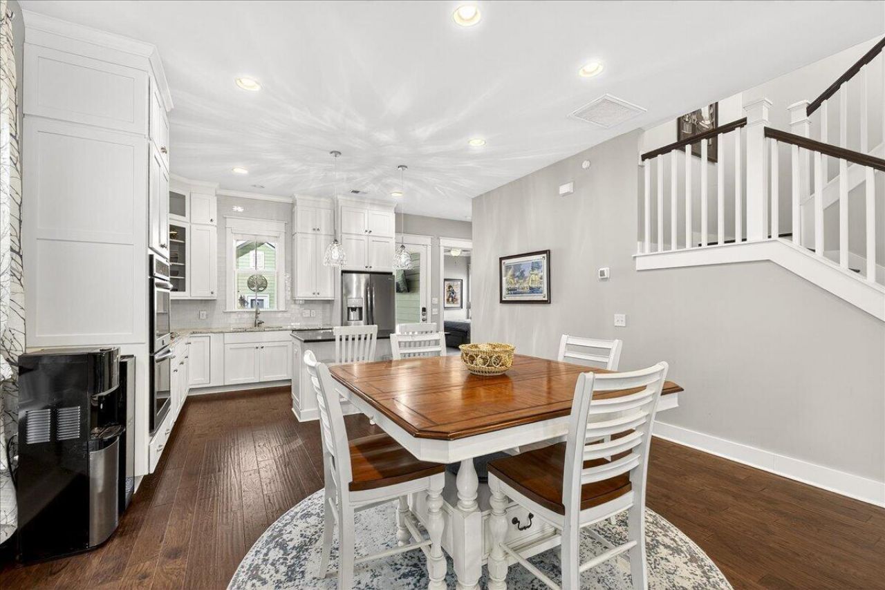 2022 Codorus Lane Photo 9