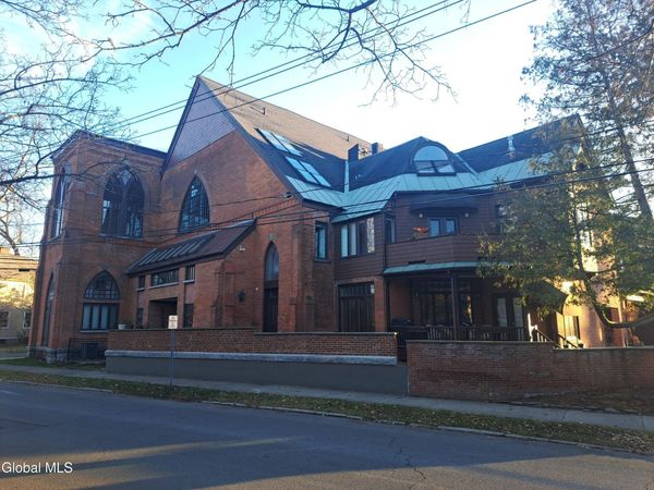 106 Spring St Street, Unit 8, Saratoga Springs, NY 12866