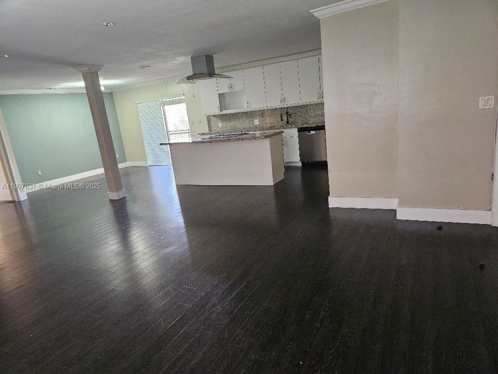 8401 SW 107th Ave, Unit 316E / 315, Miami, FL 33173 Photo