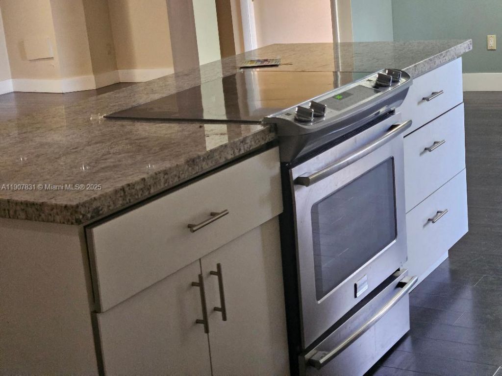 8401 SW 107th Ave, Unit 316E / 315, Miami, FL 33173 Photo