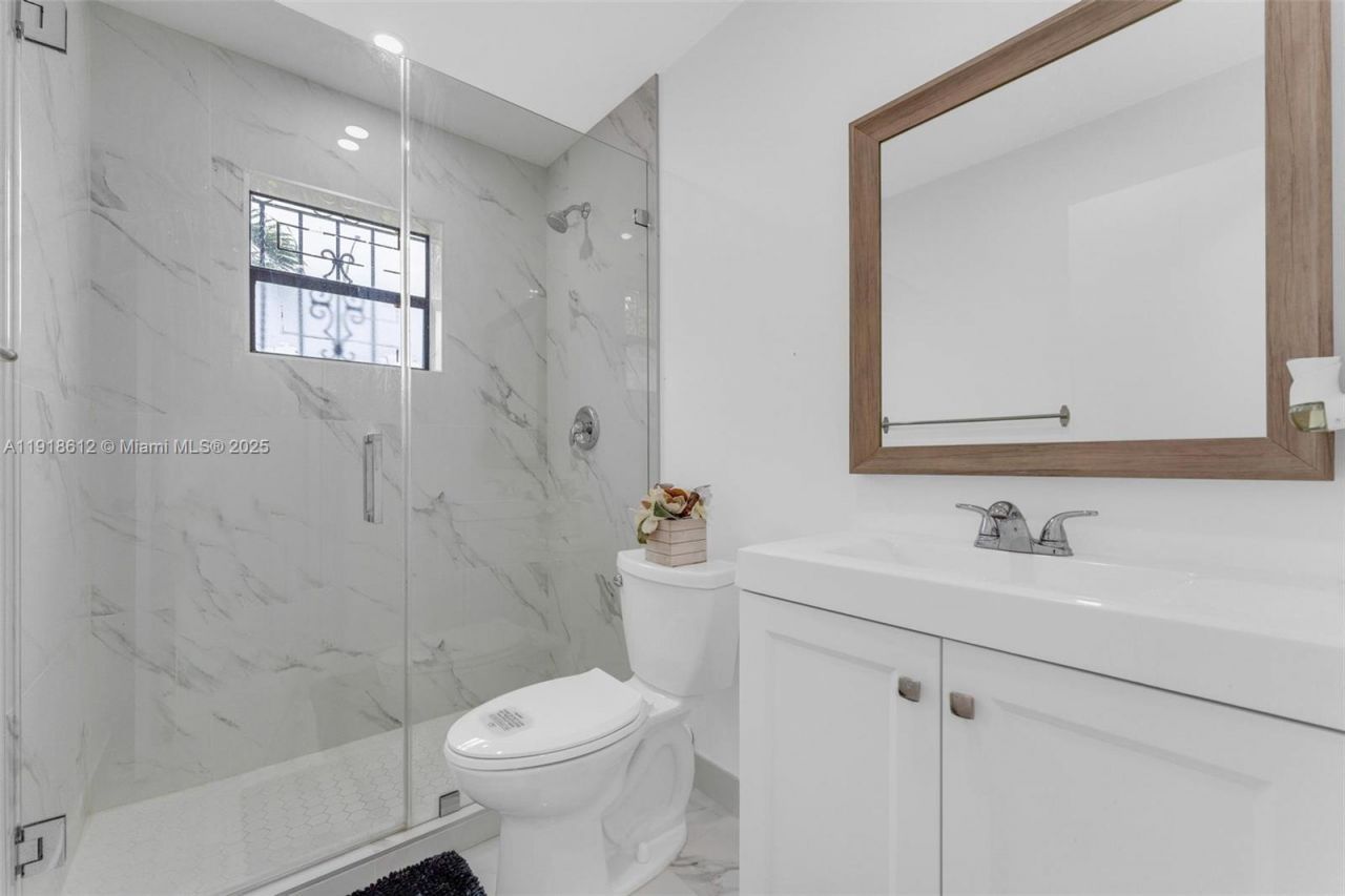 2401 SW 102nd Ave, Miami, FL 33165 Photo