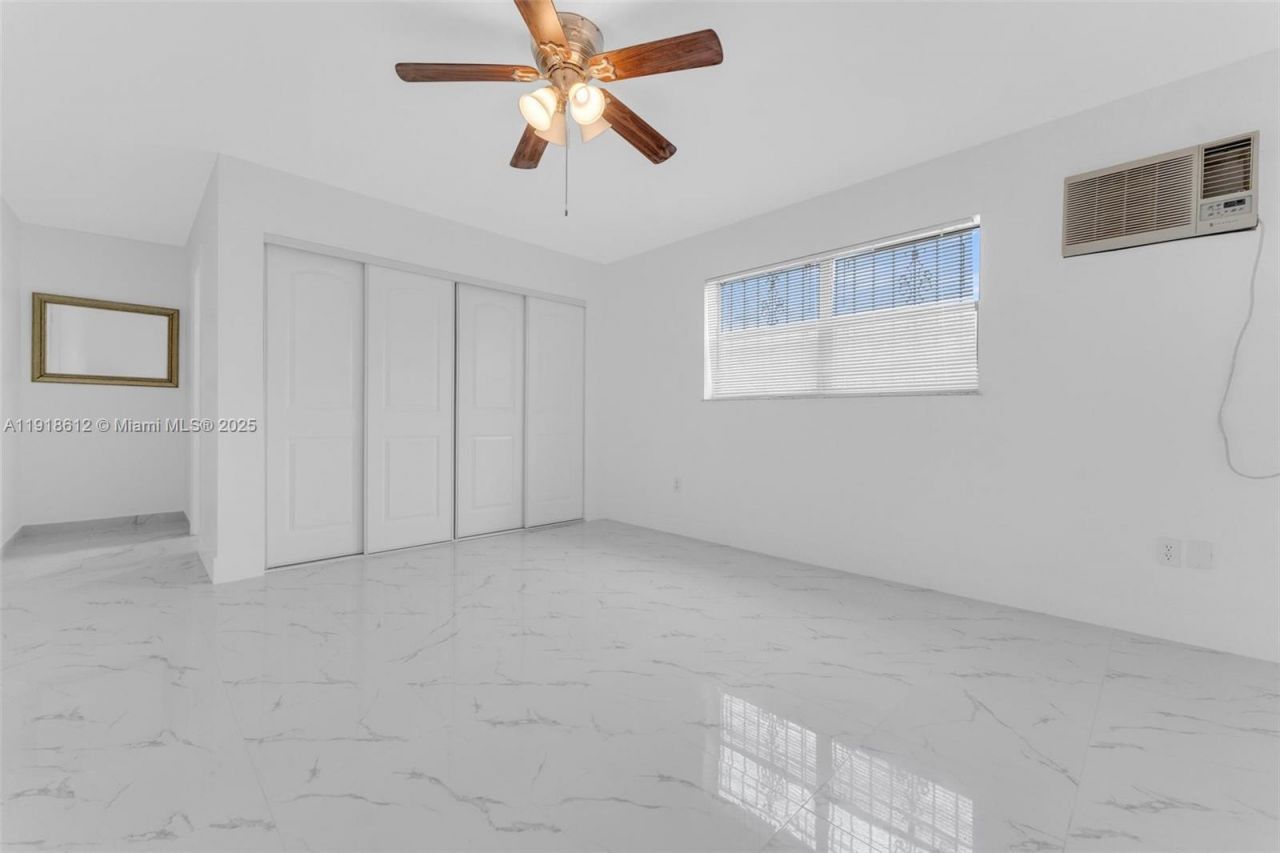 2401 SW 102nd Ave, Miami, FL 33165 Photo