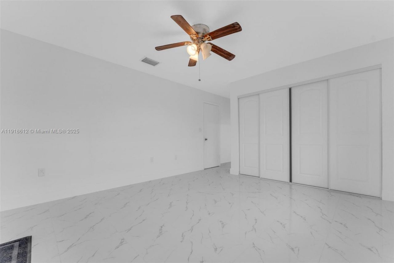 2401 SW 102nd Ave, Miami, FL 33165 Photo