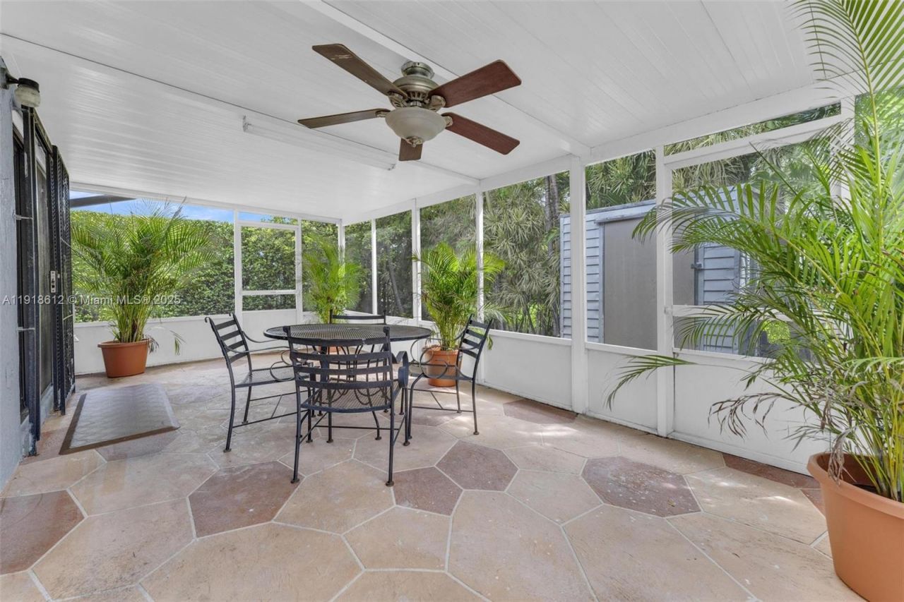 2401 SW 102nd Ave, Miami, FL 33165 Photo