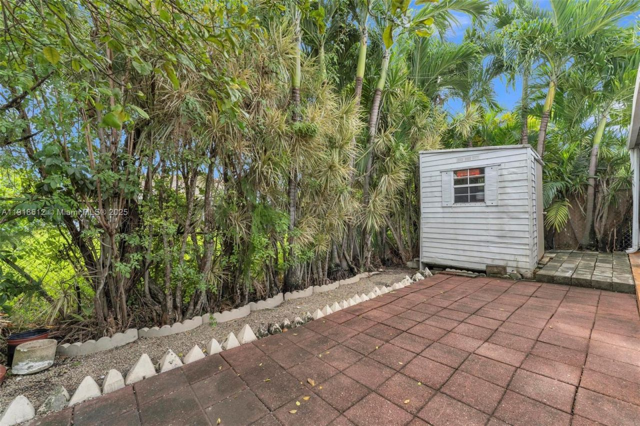 2401 SW 102nd Ave, Miami, FL 33165 Photo