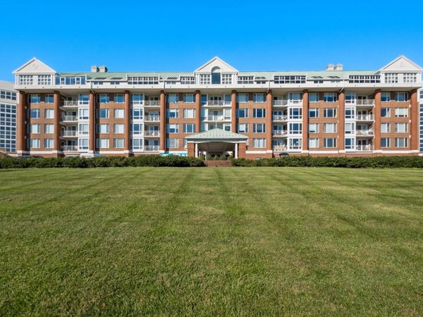 500 CRESTWOOD DR, Unit 2403, Charlottesville, VA 22903