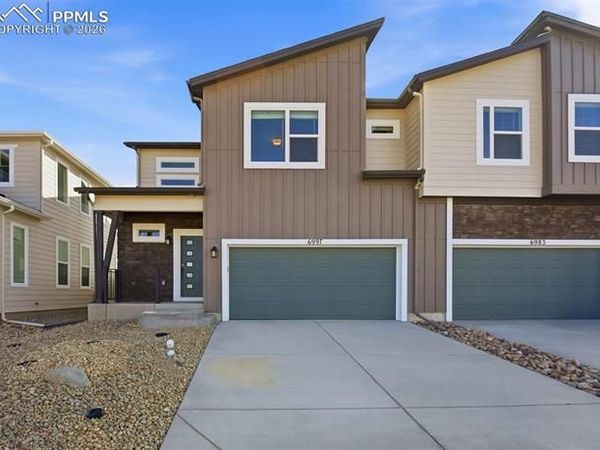 6997 Knapp Drive, Colorado Springs, CO 80924