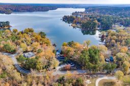 1602 Lake Road photo 4