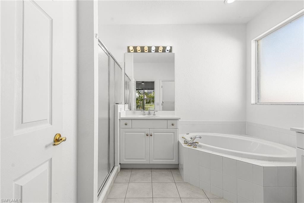 14021 Image Lake Ct, Fort Myers, FL 33907 Photo