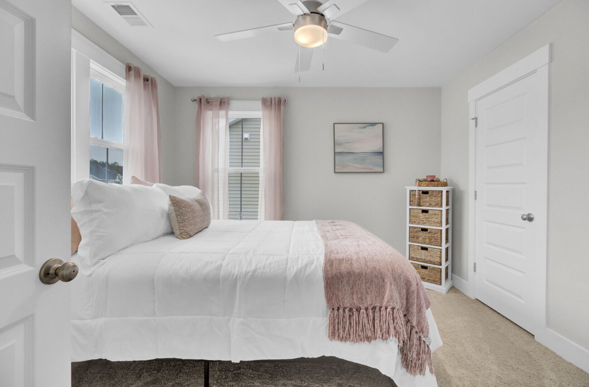 472 Rowley Lane Photo 14