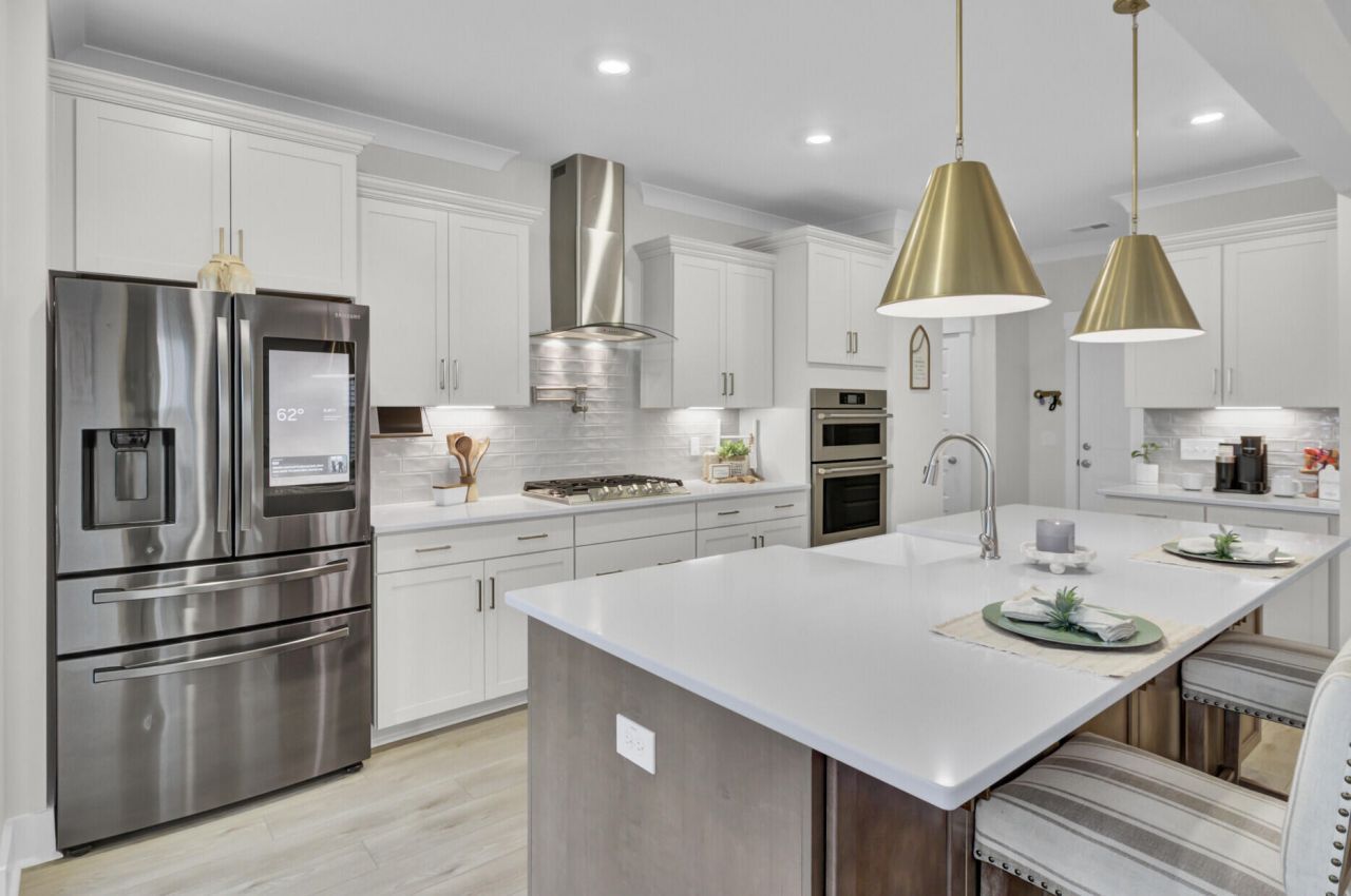 472 Rowley Lane Photo 18