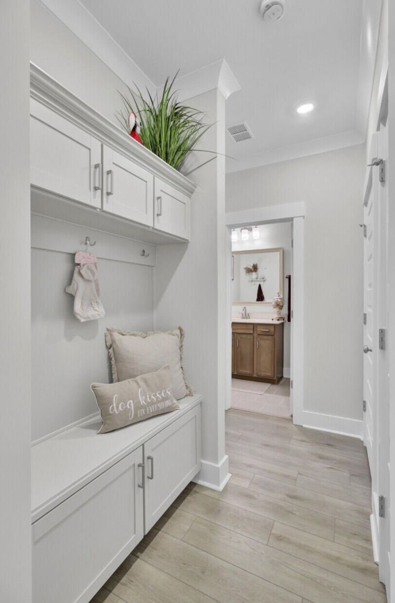 472 Rowley Lane Photo 23