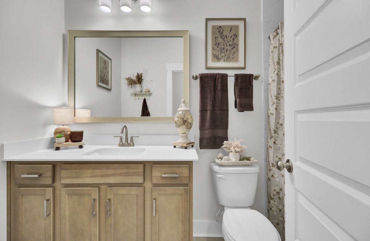 472 Rowley Lane Photo 24