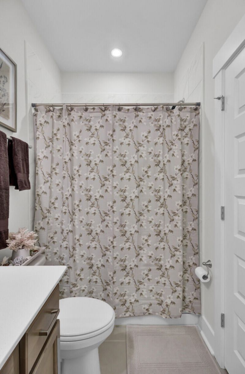 472 Rowley Lane Photo 26