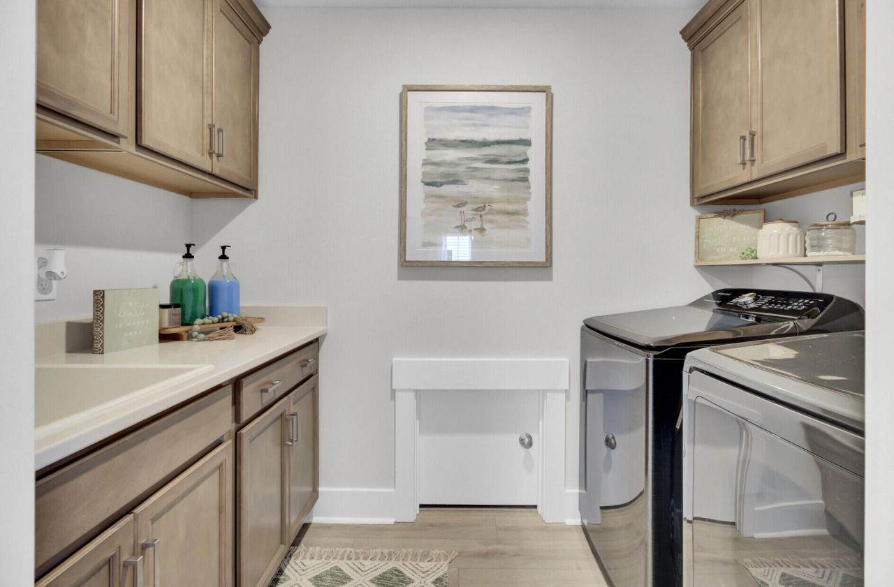 472 Rowley Lane Photo 44