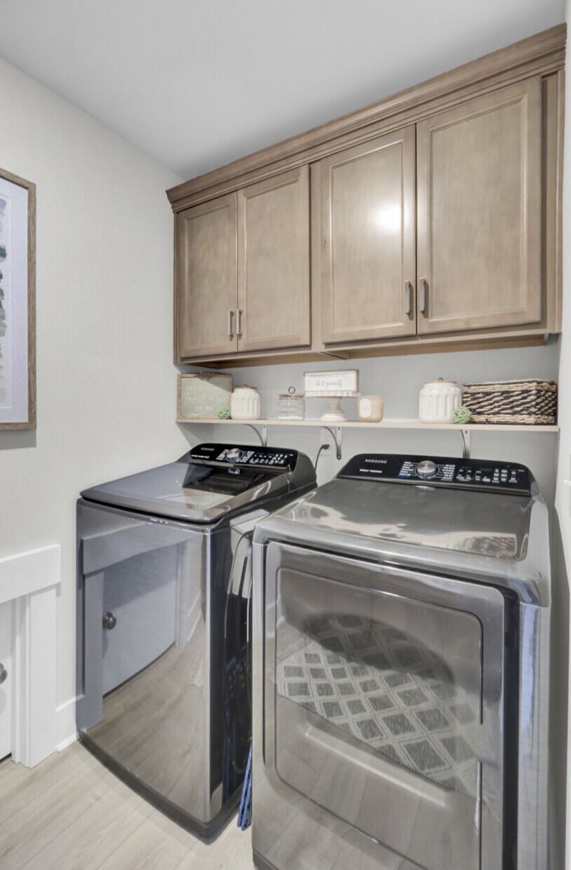 472 Rowley Lane Photo 46