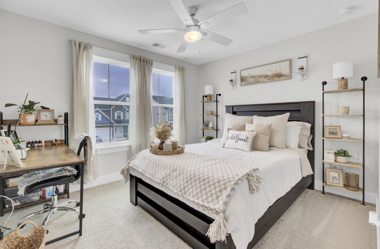 472 Rowley Lane Photo 51