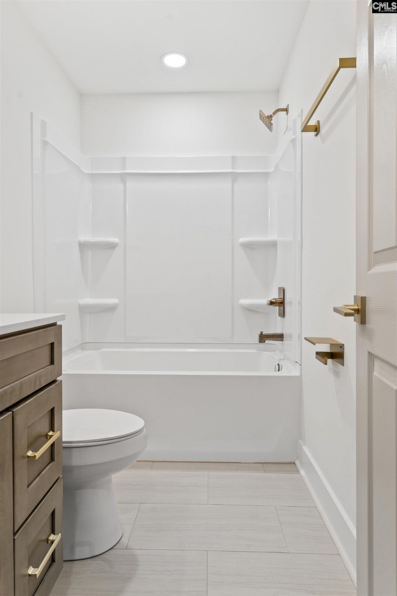 1090 Rodney Road Photo 19