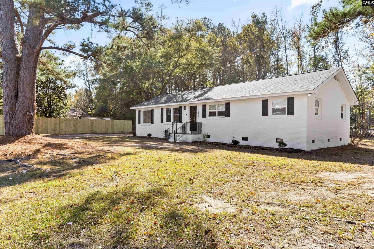 1090 Rodney Road Photo 22