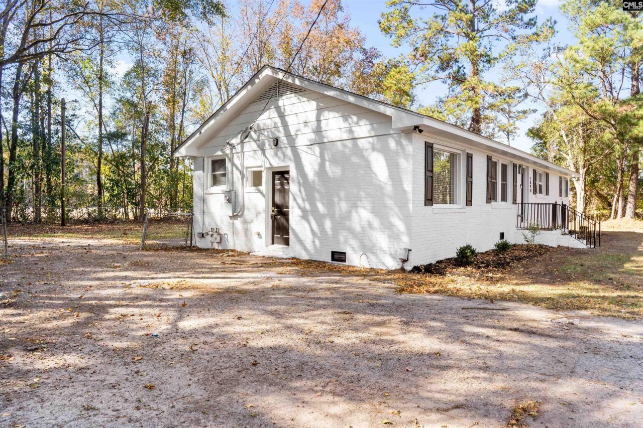 1090 Rodney Road Photo 23