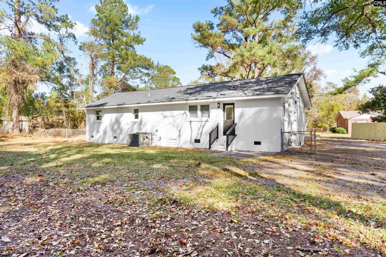 1090 Rodney Road Photo 24