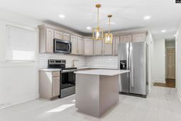 1090 Rodney Road photo 4