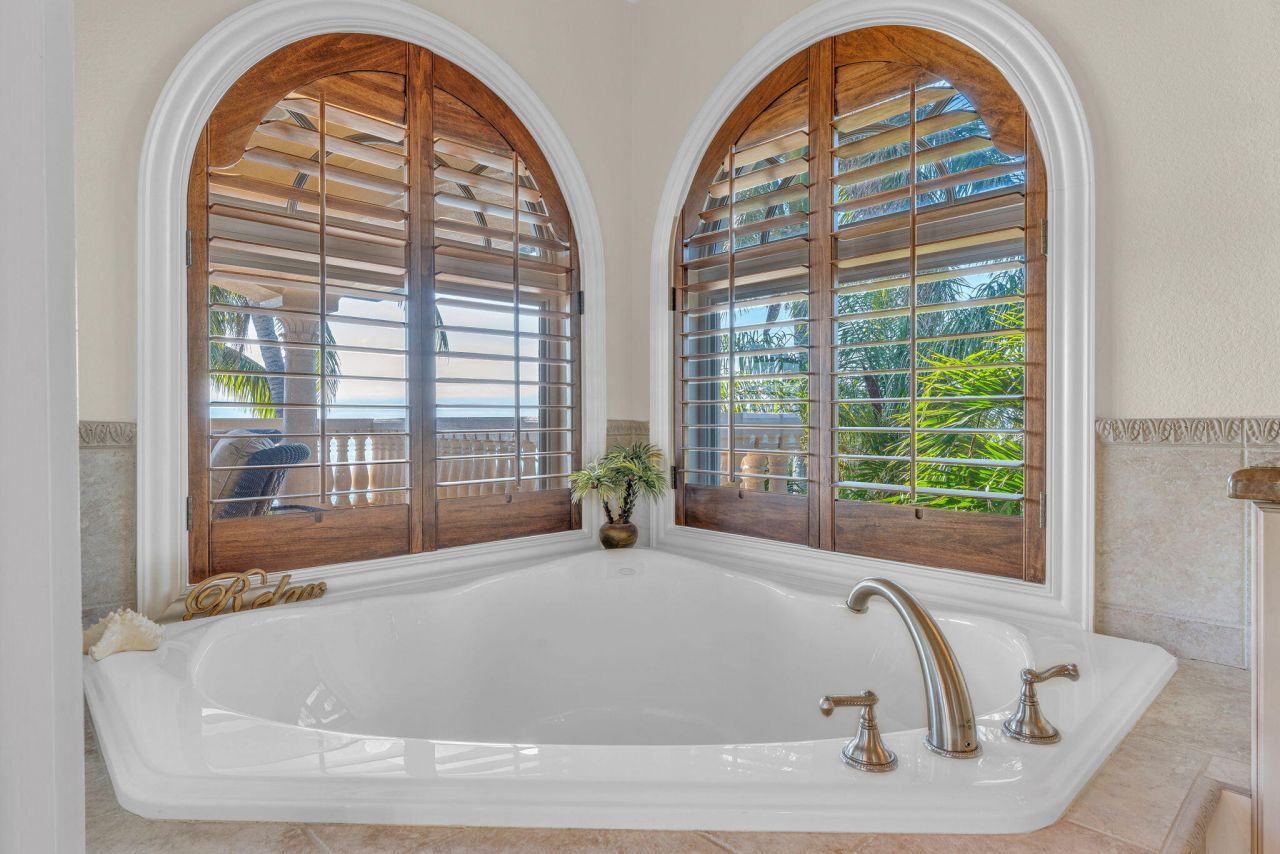 1355-1350 Coury Drive, Key Colony, FL 33051 Photo