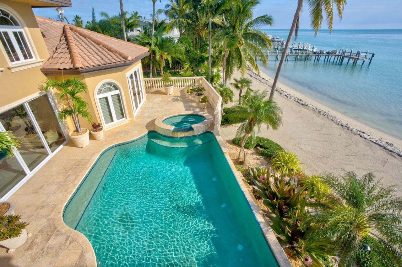 1355-1350 Coury Drive, Key Colony, FL 33051 Photo