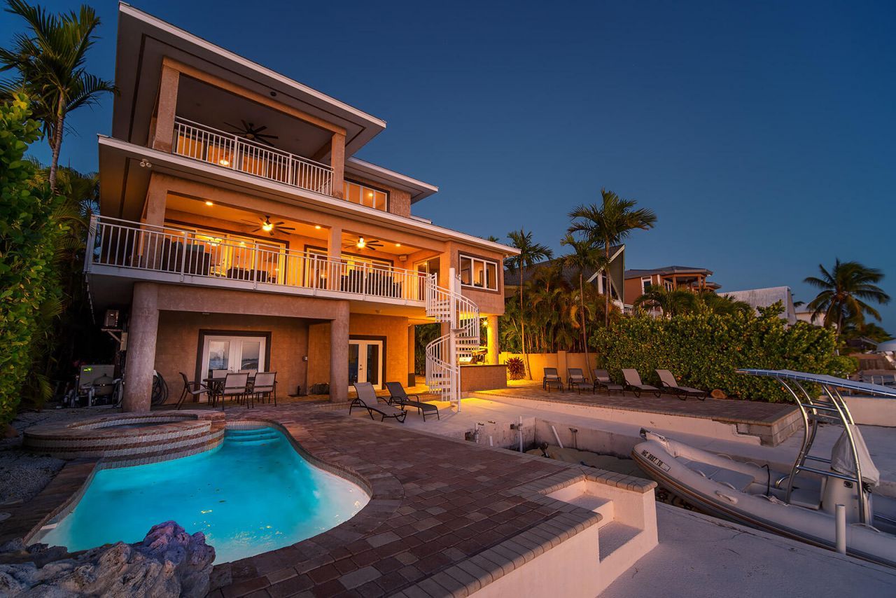 414 E Caribbean Drive, Summerland Key, FL 33042 Photo