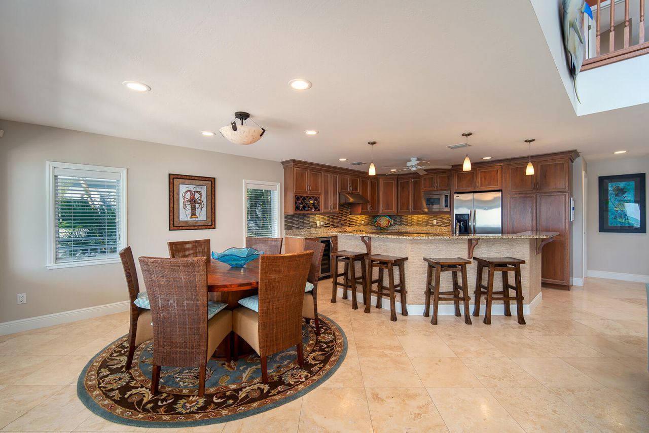 414 E Caribbean Drive, Summerland Key, FL 33042 Photo