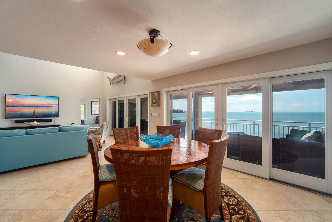 414 E Caribbean Drive, Summerland Key, FL 33042 Photo