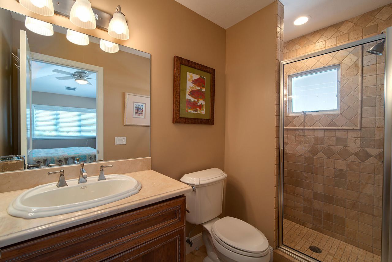 414 E Caribbean Drive, Summerland Key, FL 33042 Photo