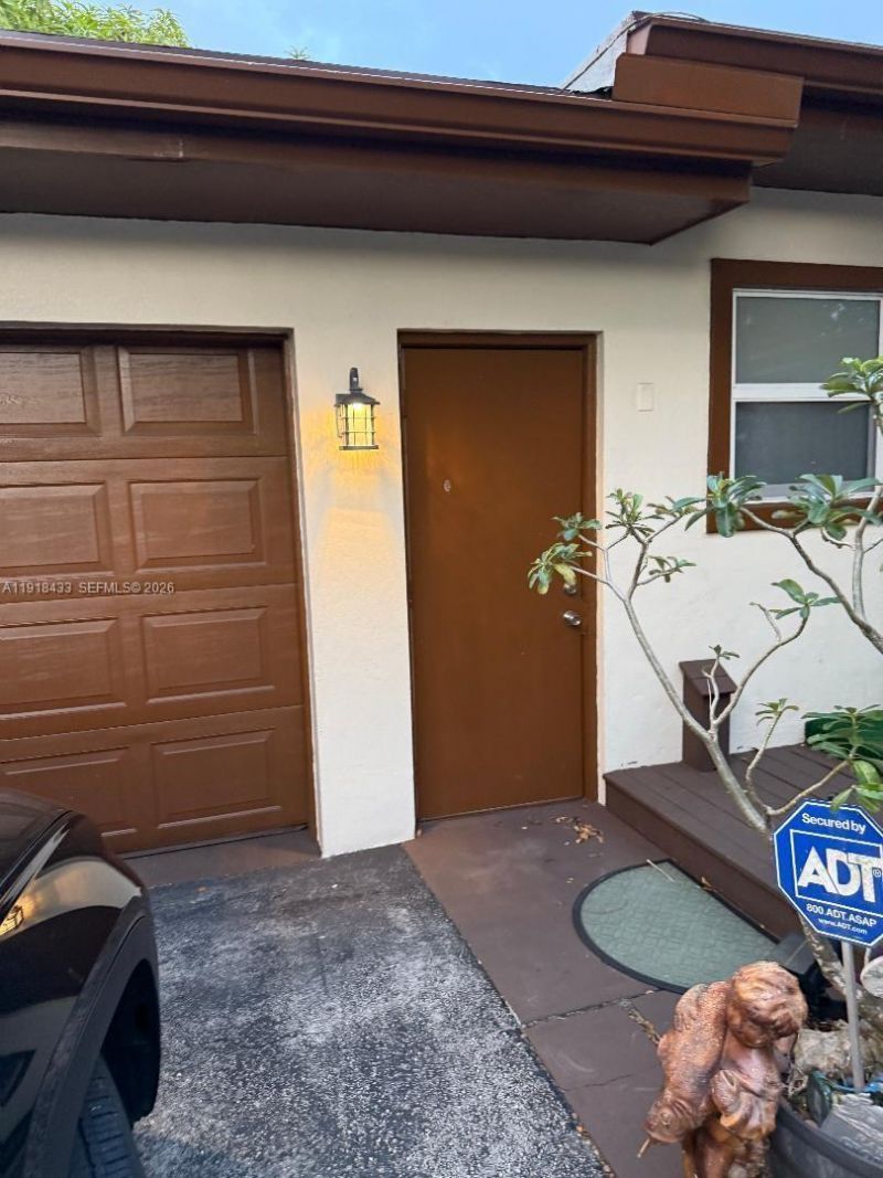 3149 Hollywood Blvd, Hollywood, FL 33021 Photo