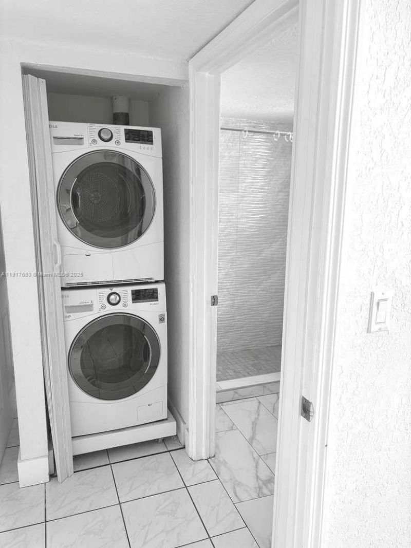 1175 NW 124th Pl, Unit 101, Miami, FL 33182 Photo