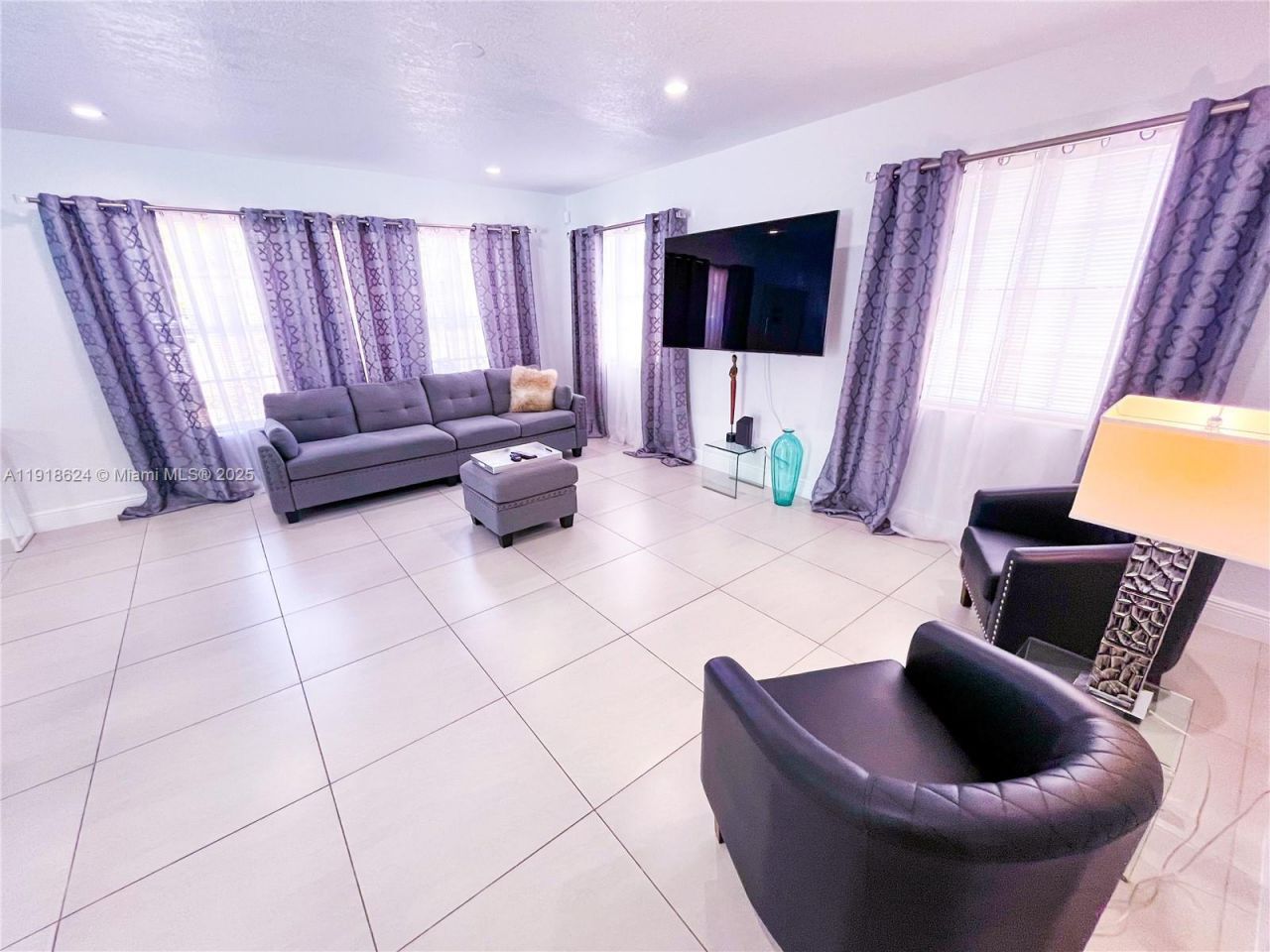 4420 NW 30th Ct, Lauderdale Lakes, FL 33313 Photo