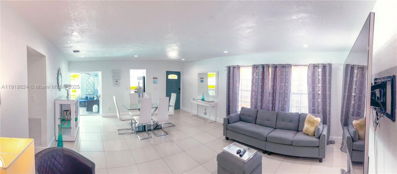 4420 NW 30th Ct, Lauderdale Lakes, FL 33313 Photo