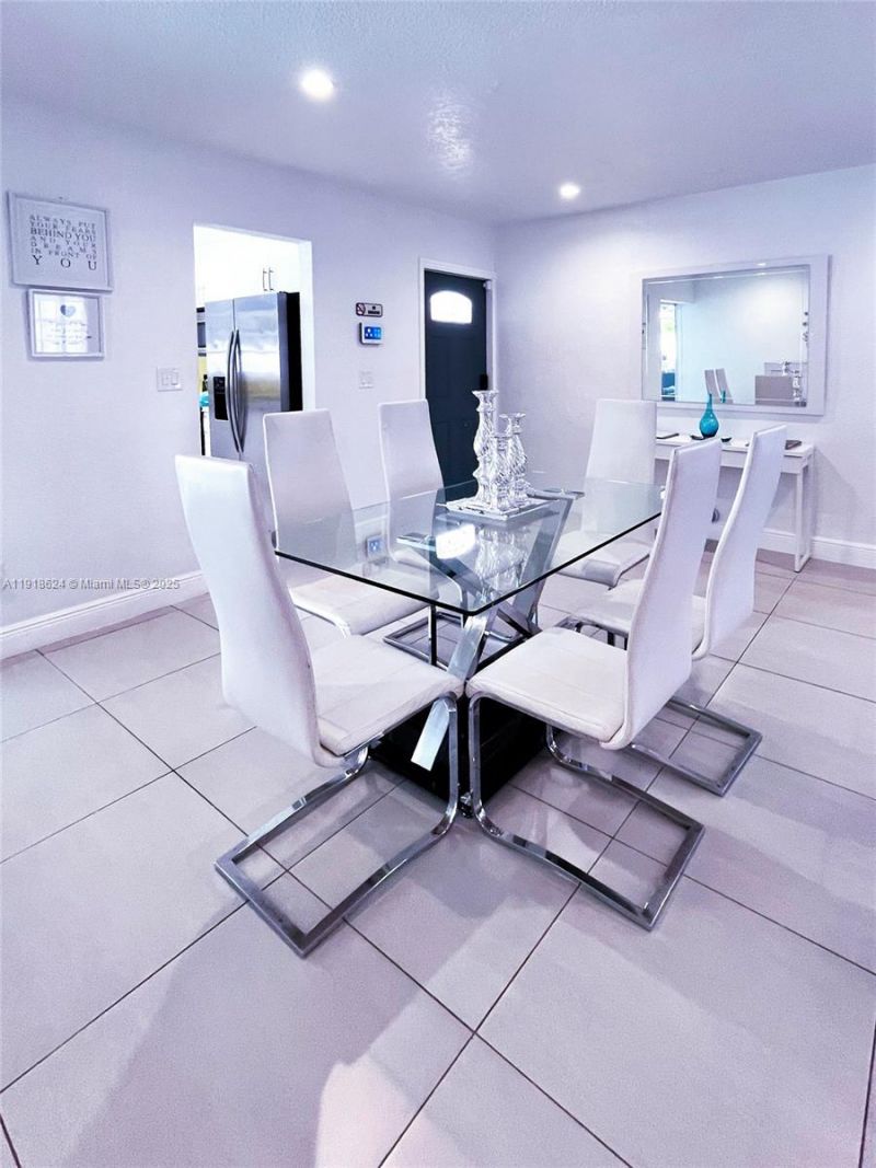 4420 NW 30th Ct, Lauderdale Lakes, FL 33313 Photo