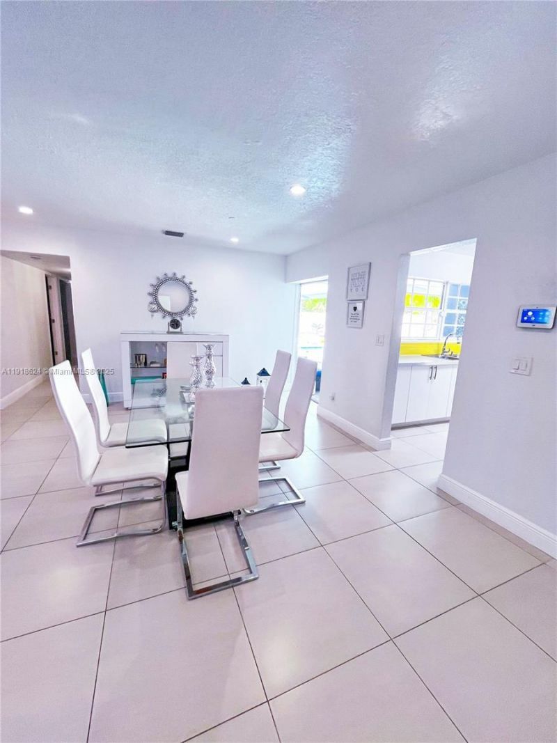 4420 NW 30th Ct, Lauderdale Lakes, FL 33313 Photo