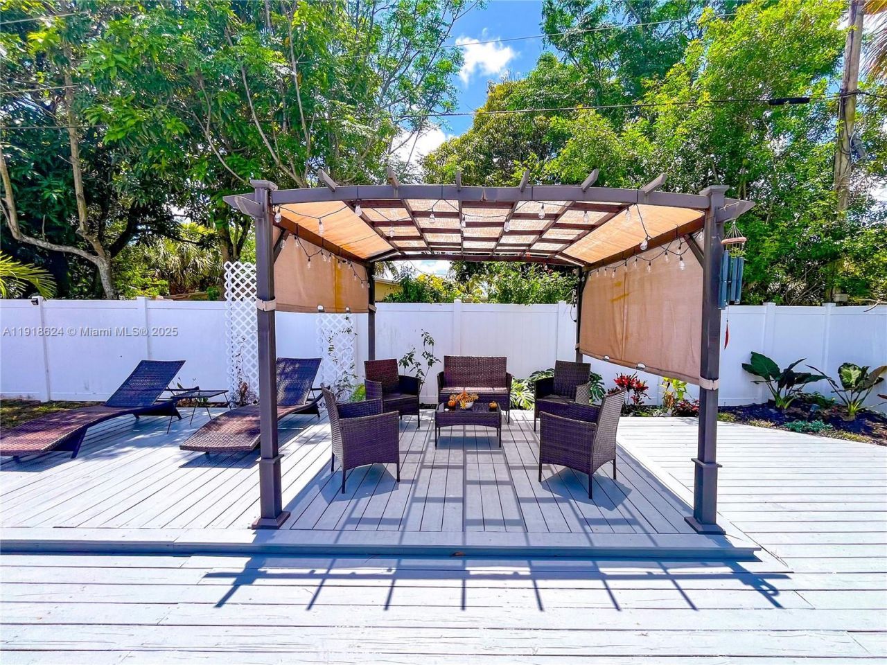 4420 NW 30th Ct, Lauderdale Lakes, FL 33313 Photo