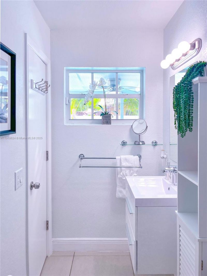 4420 NW 30th Ct, Lauderdale Lakes, FL 33313 Photo