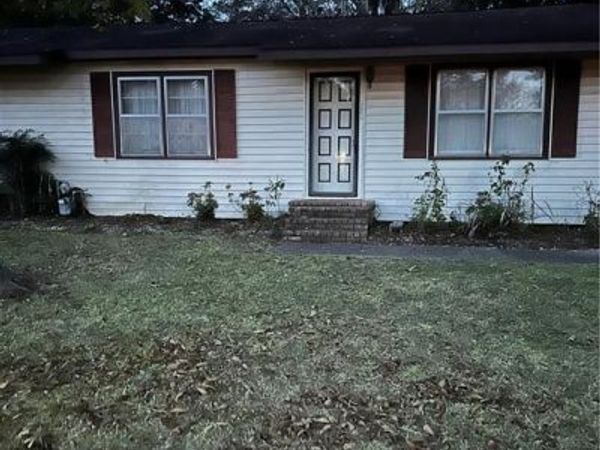 228 Clark Avenue , Saraland, AL 36571