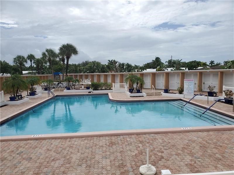 2190 NE 68th Street, Unit 526, Fort Lauderdale, FL 33308 Photo