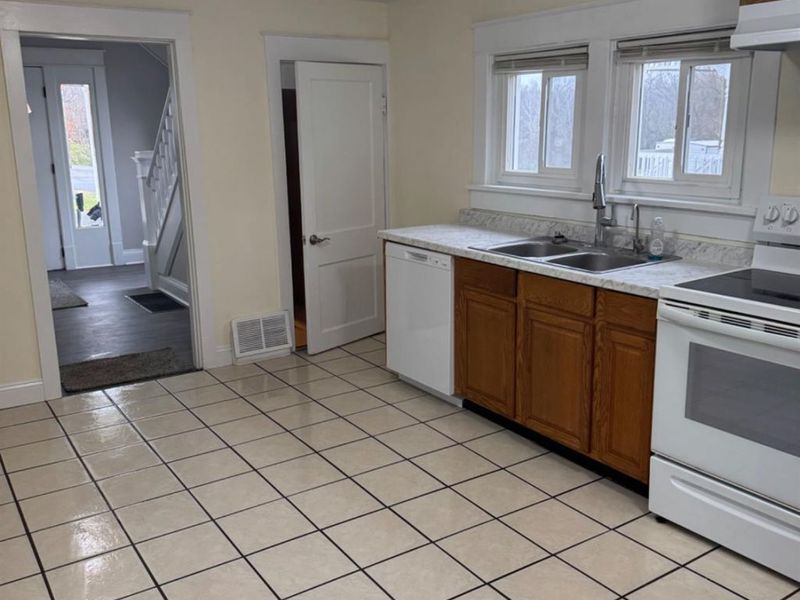 215 E Beech Street, Highland, OH 45133 Photo 18